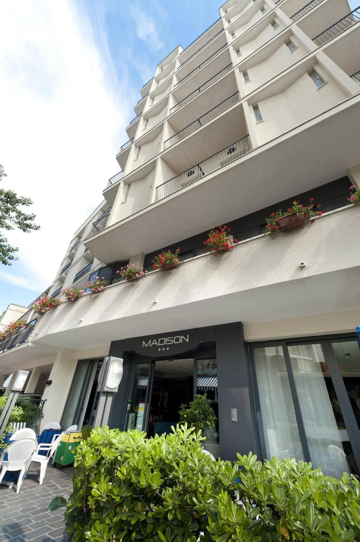 Hotel Madison Gabicce Mare Exterior foto